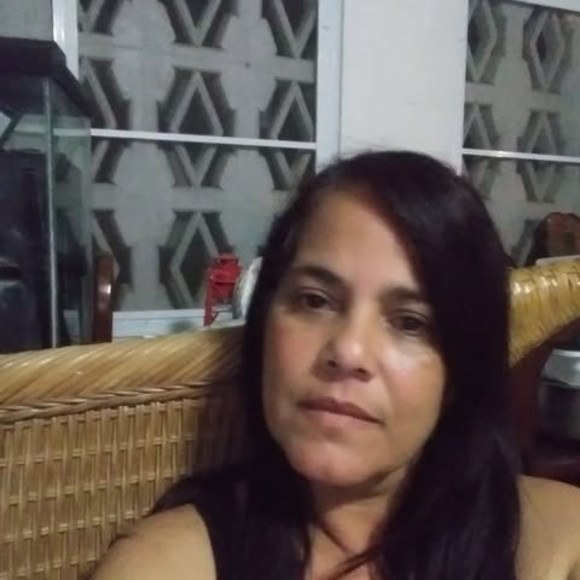 joannenieves70